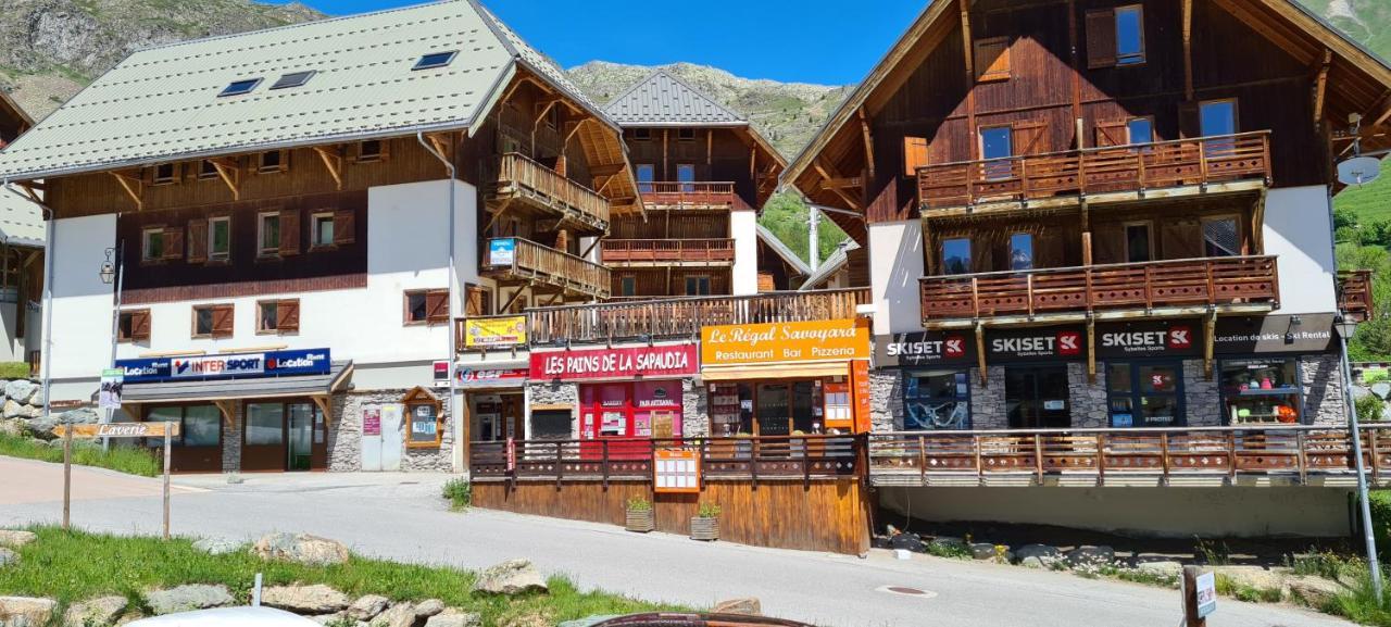 Appartement Étoilé: Ski-In Comfort with Free Wi-Fi Saint-Sorlin-d'Arves Exterior photo